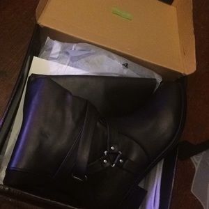 ‼️SALE‼️BLACK KNEE HIGH BOOTS